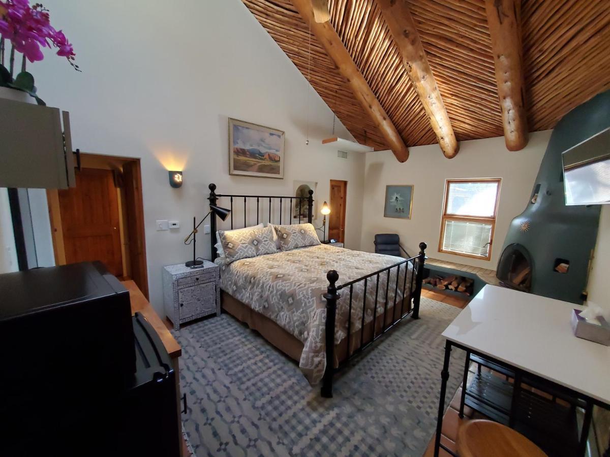 Casas De Suenos Old Town Historic Inn, Ascend Hotel Collection Αλμπουκέρκι Εξωτερικό φωτογραφία