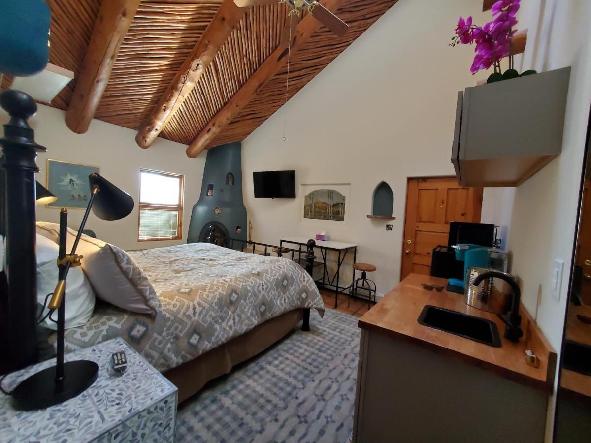 Casas De Suenos Old Town Historic Inn, Ascend Hotel Collection Αλμπουκέρκι Εξωτερικό φωτογραφία
